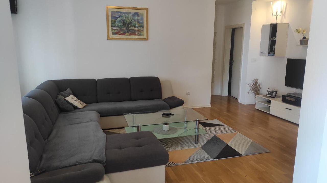 Apartman Toni بيبينيا المظهر الخارجي الصورة
